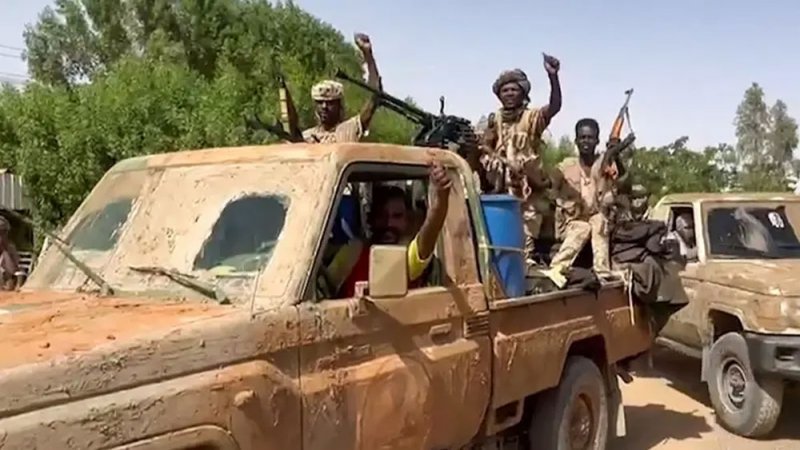 11 جثة بينهم نساء وأطفال في بئر بالخرطوم.. والاتهامات تلاحق "الدعم السريع"