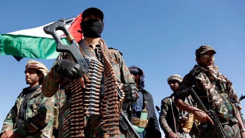 16 قتيلا من قيادات الحوثي في الغارات الأميركية