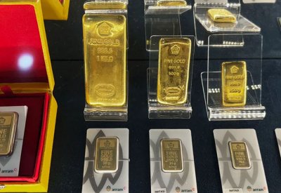 الذهب يرتفع بفضل زيادة الطلب على الملاذ الآمن