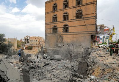 44 غارة و100 هدف.. "ليلة الغارات" العنيفة على اليمن