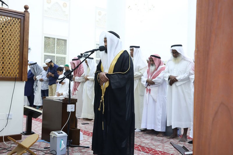 صلاة عيد الفطر المبارك من قلالي بعدسة "البلاد"