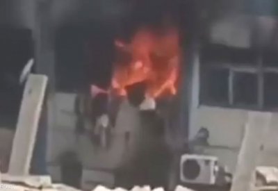 بالفيديو: قصف إسرائيلي يقتل 19 فلسطينيا داخل عيادة في غزة