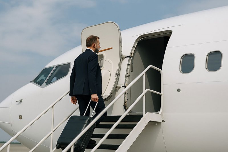 ما وراء الخبر: كيف يمكن للبحرين الاستفادة من هروب الأثرياء من بريطانيا؟