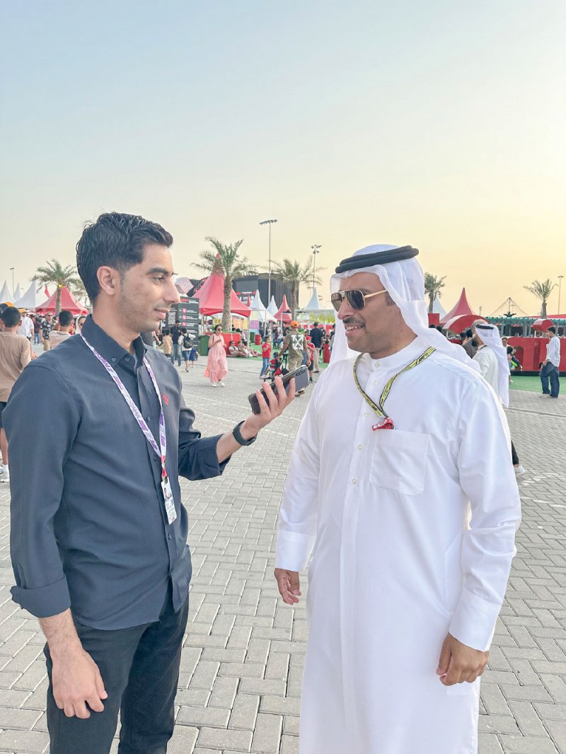 وزير الإعلام لـ “البلاد سبورت”: الفورمولا 1 في البحرين قصة نجاح مستمرة