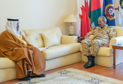 القائد العام يستقبل وزير المالية والاقتصاد الوطني