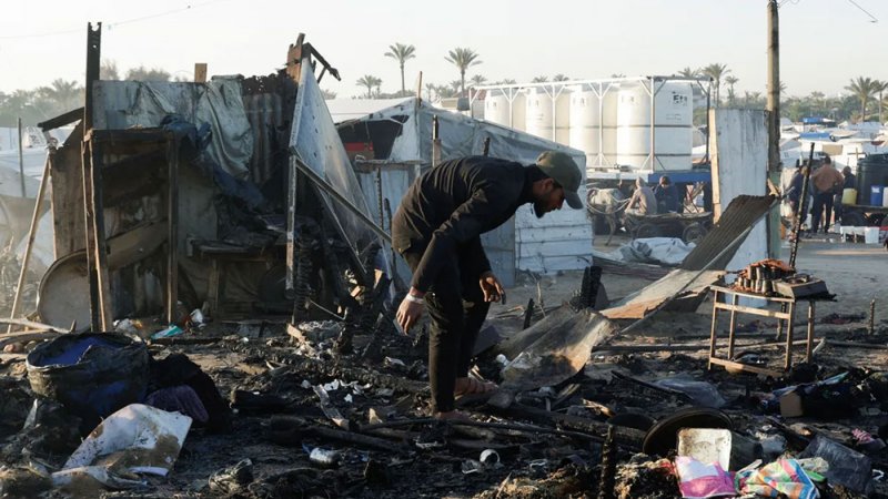 غزة.. مقتل 25 شخصا في غارات إسرائيلية على خيام نازحين