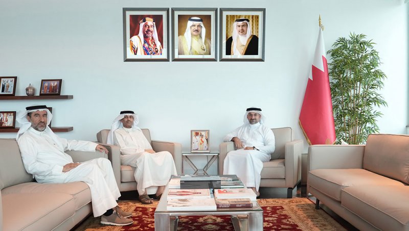 وزير الصناعة والتجارة يستقبل رئيس وأعضاء جمعية رجال الأعمال البحرينية