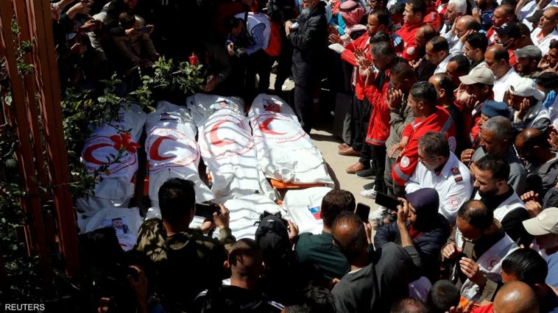 الدفاع المدني في غزة يندد بـ"إعدام ميداني" للمسعفين