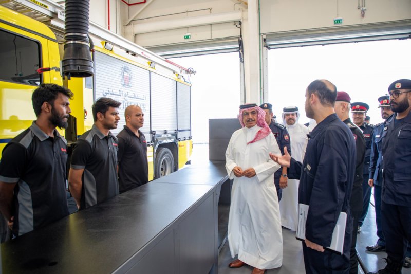 وزير الداخلية يتفقد مرافق وورش إدارة النقل المسئولة عن إدارة آليات وزارة الداخلية وأعمال صيانة المركبات
