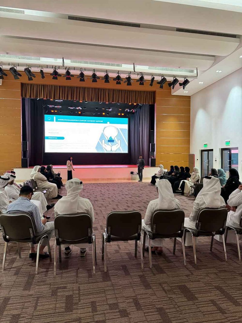 وزارة "الشباب" تنظم ورشة تعريفية بخدمات "صادرات البحرين" لتعزيز مشاركة رواد الأعمال في "سوق الشباب"
