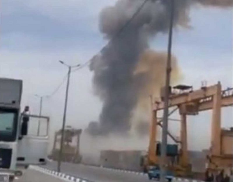 بالفيديو: انفجار ضخم في مدينة بندر عباس جنوب إيران.. وإصابة 281