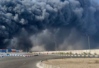 بوتين يعرض على إيران المساعدة بعد انفجار ميناء رجائي