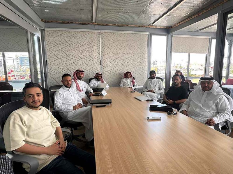 دراسة لطلبة الماجستير: "الخليجية" حققت تقدماً في التحول الرقمي