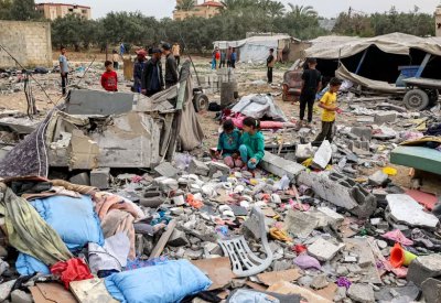 الأمم المتحدة: أطفال غزة يبحثون عن الطعام وسط أكوام القمامة