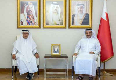 وزير الإعلام يشيد بالدور البارز لـ"جمعية الصحفيين" في الارتقاء بالصحافة الوطنية