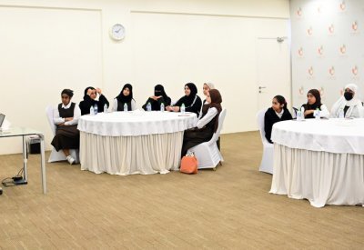 "الأعلى للمرأة" يستضيف طالبات 4 مدارس في زيارة تعريفية