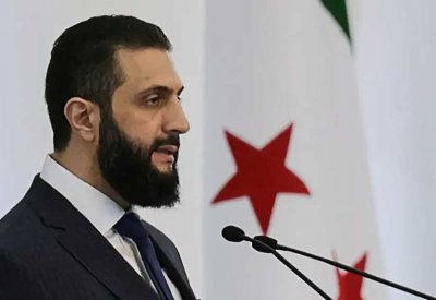 أحمد الشرع يصل إلى باريس في زيارة رسمية هي الأولى له إلى أوروبا