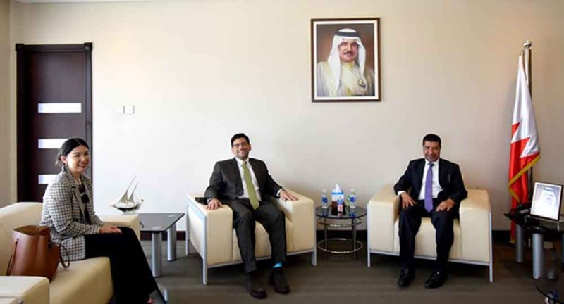 رئيس المؤسسة الوطنية لحقوق الإنسان يستقبل نائب رئيس البعثة الأمريكية في البحرين