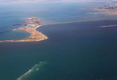 إيران تستأنف التنقيب عن النفط في بحر قزوين بعد توقف دام عقودًا