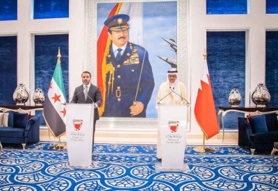 البحرين تؤكد دعمها لرفع العقوبات عن سوريا وتعزيز التعاون في الإعمار