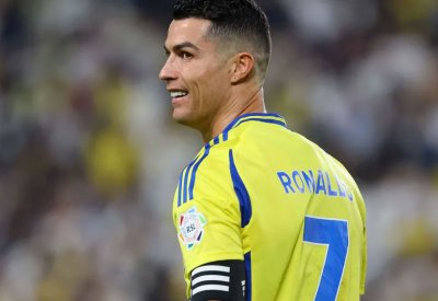 رونالدو يضع "شروطه" للبقاء مع النصر