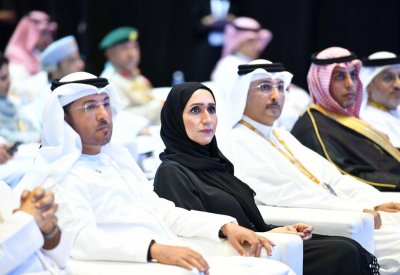 وكيل "شؤون الموانئ" يشارك في أسبوع الإمارات البحري لتعزيز التعاون وفرص النقل البحري