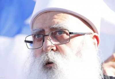 لا نتدخل ولا نؤثر".. زعيم دروز إسرائيل يدعو لسوريا موحدة