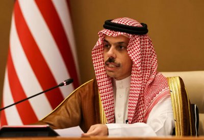 وزير الخارجية السعودي: قرار رفع العقوبات الأميركية كان ضرورياً لاستقرار سوريا