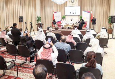 الحمر: أشجع على استخدام الذكاء الاصطناعي