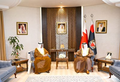 وزير الداخلية يتلقى تقريرا حول إنجازات المحافظة الجنوبية