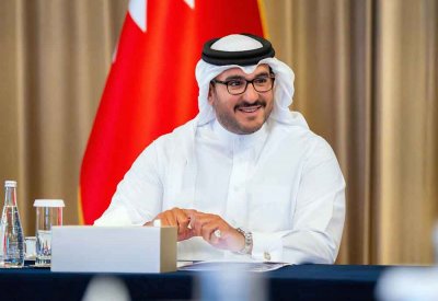 سمو الشيخ عيسى بن سلمان يوجّه بزيادة عدد مقاعد بعثات وقف عيسى بن سلمان التعليمي الخيري للعام الأكاديمي 2025–2026