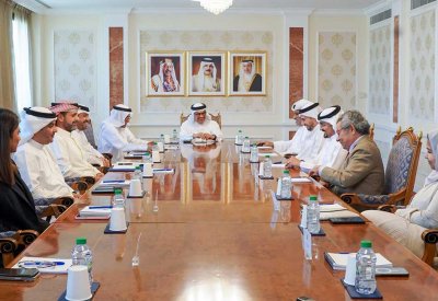 في لقائه مع رؤساء تحرير الصحف المحلية.. وزير الخارجية: رئاسة البحرين للقمة العربية الثالثة والثلاثين بناءة ومتميزة