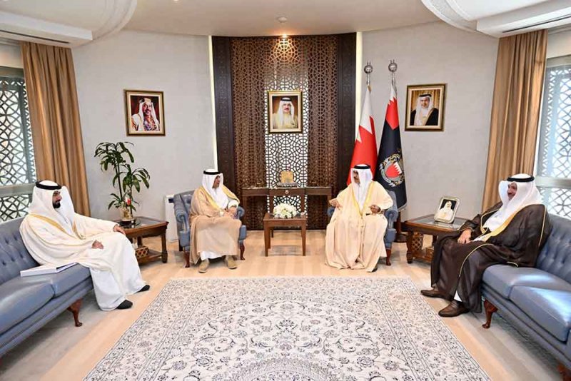 وزير الداخلية يستقبل الأمين العام لمجلس التعاون الخليجي