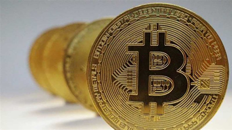 بتكوين تسجل أعلى مستوياتها على الإطلاق قرب 110 آلاف دولار