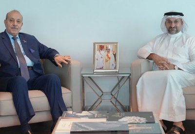 وزير “الصناعة” يشيد بإسهامات السفير الفلسطيني في تنمية العلاقات الثنائية