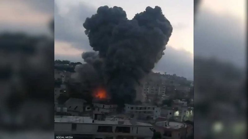 الجيش الإسرائيلي يقصف مبنى جنوبي لبنان