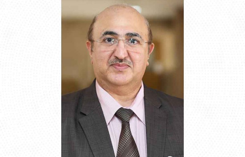 هلال ذو الحجة يسار الشمس في مشهد فلكي نادر