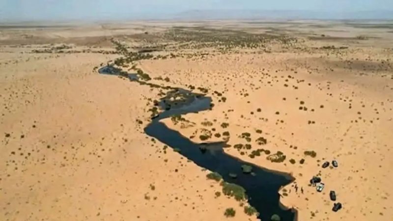 ليبيا: تسرب نفطي في خط أنابيب الخام