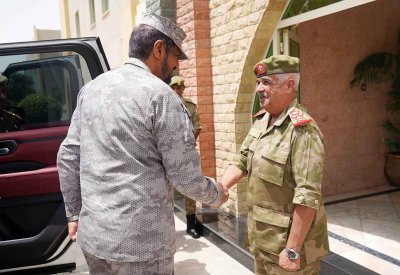 سمو رئيس الحرس الوطني يستقبل قائد الحرس الوطني بدولة الإمارات العربية الشقيقة