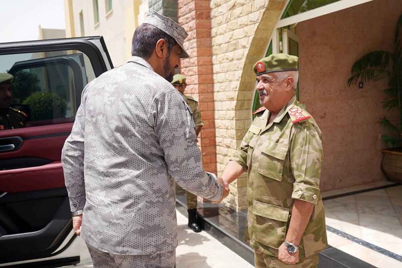 سمو رئيس الحرس الوطني يستقبل قائد الحرس الوطني بدولة الإمارات العربية الشقيقة