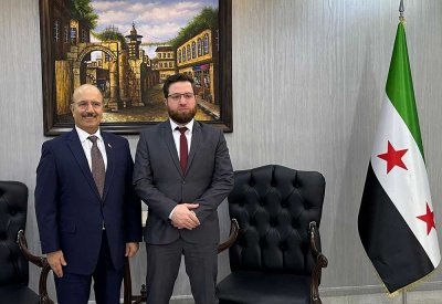 وزير التنمية الإدارية في سوريا يستقبل السفير البحريني في دمشق