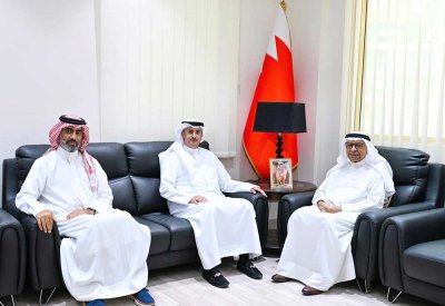 وزير العدل يزور الأوقاف الجعفرية ويثمن الجهود المبذولة في خدمة المساجد وتشييدها