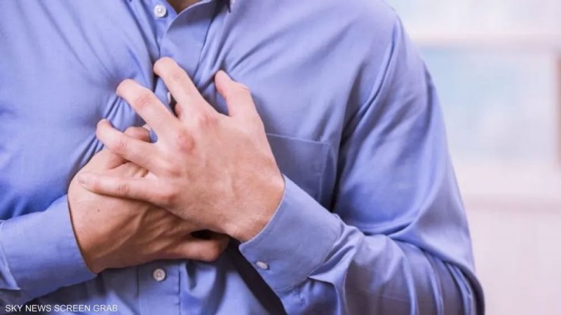 "القلب المنكسر".. دراسة تكشف مفارقة لافتة بين الرجال والنساء