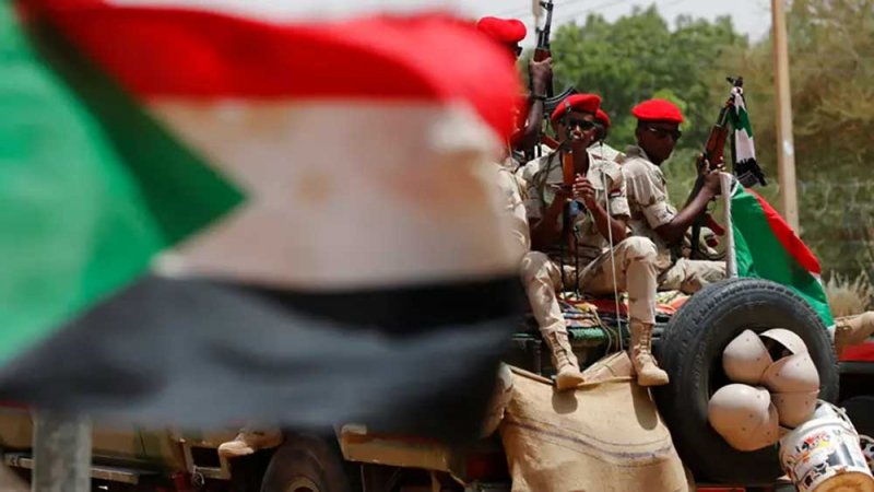 الدعم السريع تقصف مستودعاً للوقود ومقراً للجيش جنوب السودان