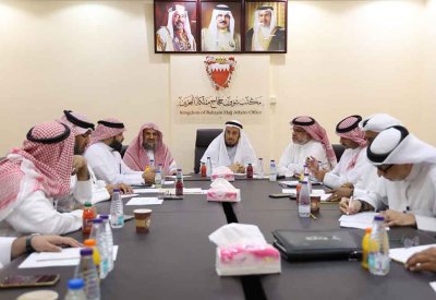 رئيس بعثة مملكة البحرين للحج يجتمع مع رؤساء اللجان ويتفقّد جاهزيتها  واستعداداتها لخدمة حجاج المملكة