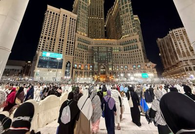 السعودية.. ساعات ذكية لمراقبة حالة الحجاج الصحية