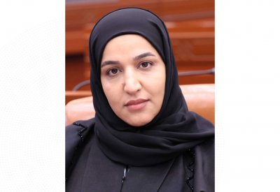 السيد تهنئ “البلاد” بمناسبة فوزها في جائزتي أفضل تحقيق وأفضل ملحق بجائزة الصحافة