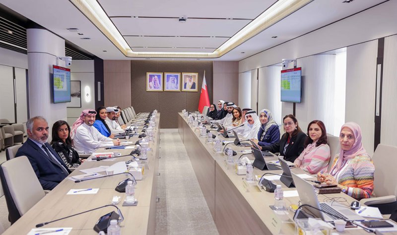 "خدمات الشورى" تبحث منح صاحب العمل مهلة زمنية لتجديد تصريح العمل