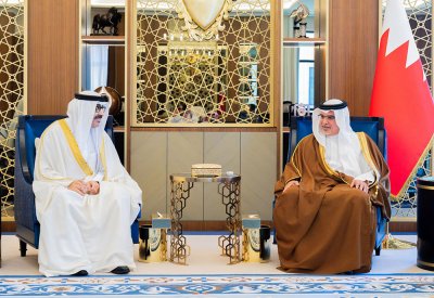 سمو ولي العهد رئيس مجلس الوزراء يلتقي المعلمين الفائزين بالمسابقات التعليمية التي أقامتها الإمارات