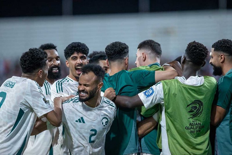 منتخبنا يسقط أمام السعودية بثنائية ويودّع حلم التأهل إلى كأس العالم